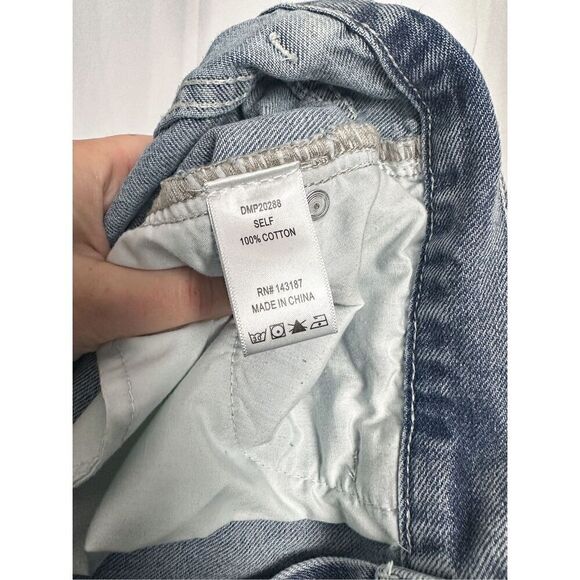 Chipre Mom Jeans NWT - Picture 13 of 16